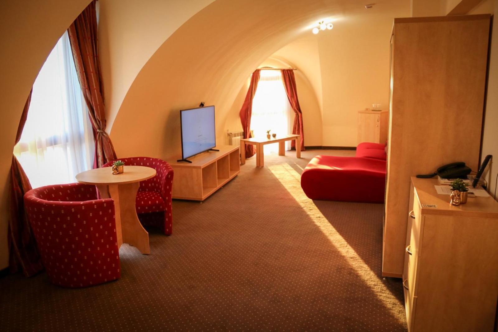 Hotel Clipa Drobeta Turnu Severin Exteriör bild